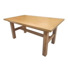 Wood Table in Accordance to IEC 61000-4-2