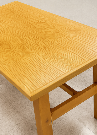 Wood Table in Accordance to IEC 61000-4-2